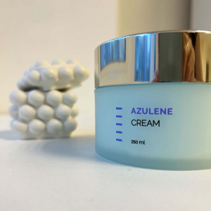 Крем дневной легкий увлажняющий и смягчающий / Azulen Day Cream 250 мл