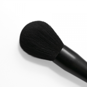 Кисть T03 для пудры / Makeup Artist Brush 1 шт