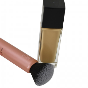 Кисть для тональной основы и консилера 3-в-1 / Real Techniques Custom Complexion Brush